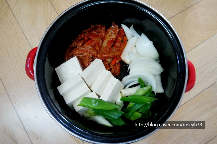 황금참치 이미지