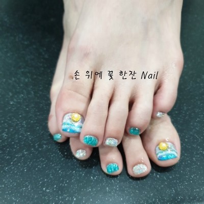 손위에꽃한잔 이미지