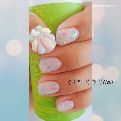손위에꽃한잔 이미지