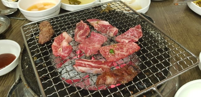 우리동네숯불갈비 이미지