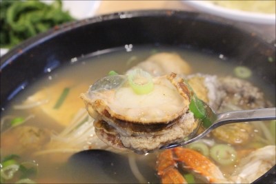 경주전복해물뚝배기 이미지