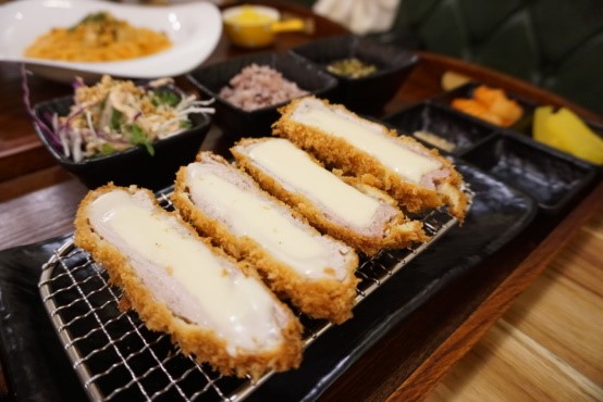 클래식돈까스 이미지