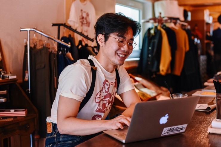 베이스먼트 이미지