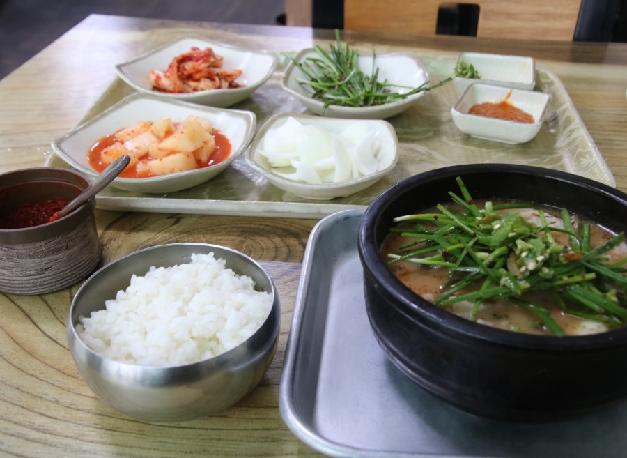 삼거리 사골 순대국 이미지