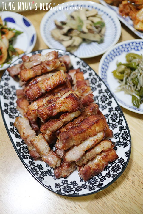 엔돌핀삼겹살 이미지