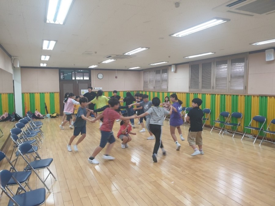 용신초등학교 이미지