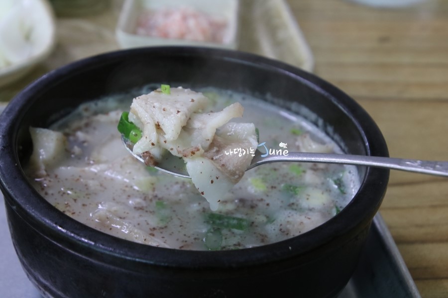 삼거리 사골 순대국 이미지