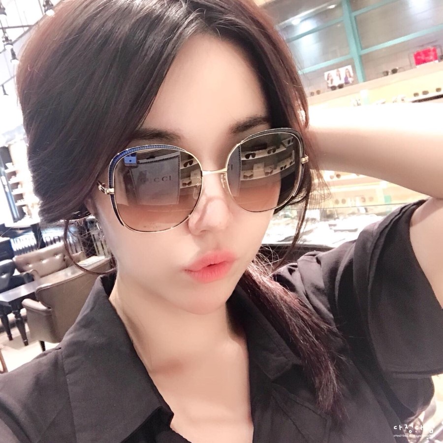 달빛유리 이미지