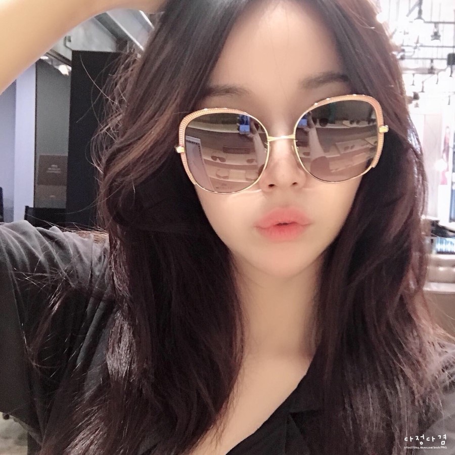 달빛유리 이미지