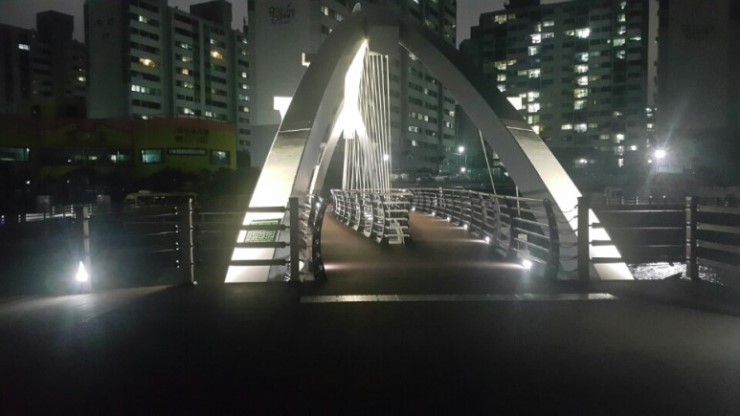 건우이엔지 이미지