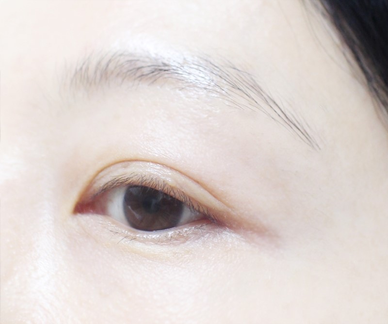 리아아이브로우 이미지