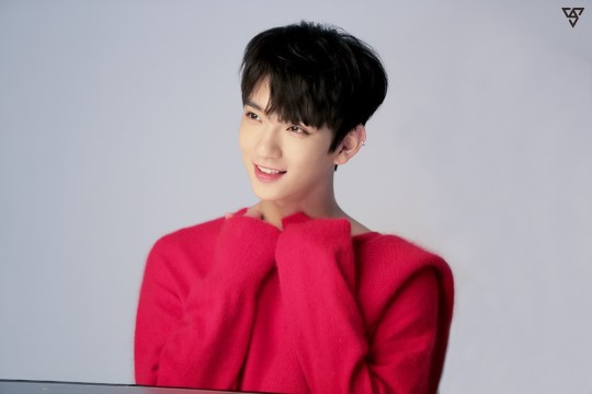 홍윤 이미지