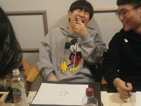 디레디레 이미지