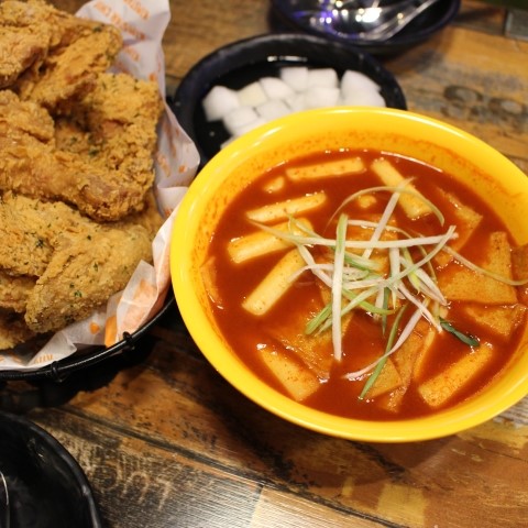 김스타치킨 이미지
