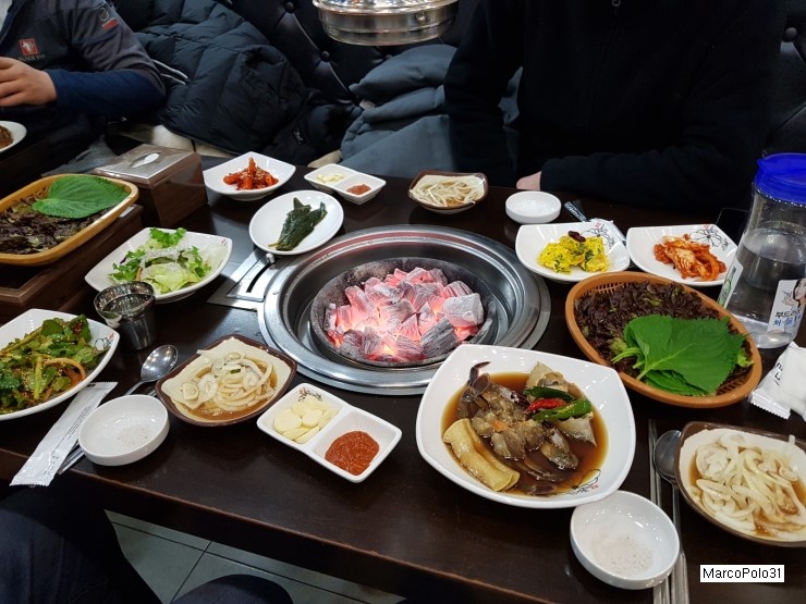 뚱이네전통마포갈비 이미지