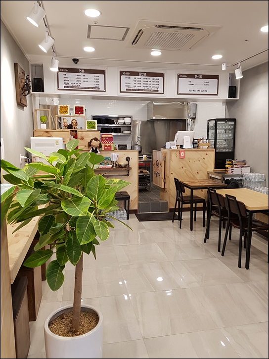 꼬마김밥돈가스 이미지