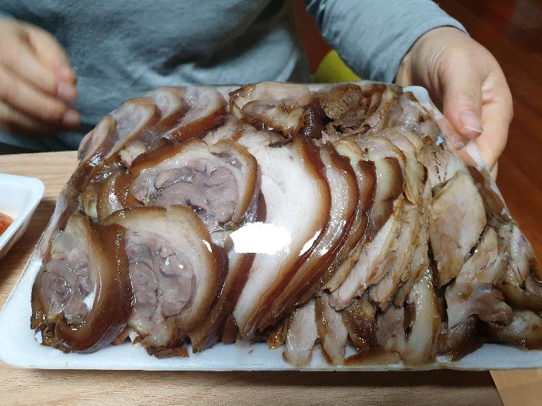 고바우왕족발 이미지