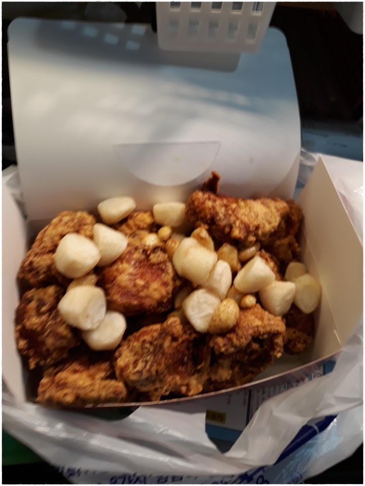 팔경마늘통닭 이미지