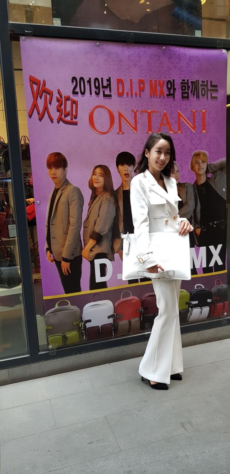 크리스찬온타니 이미지