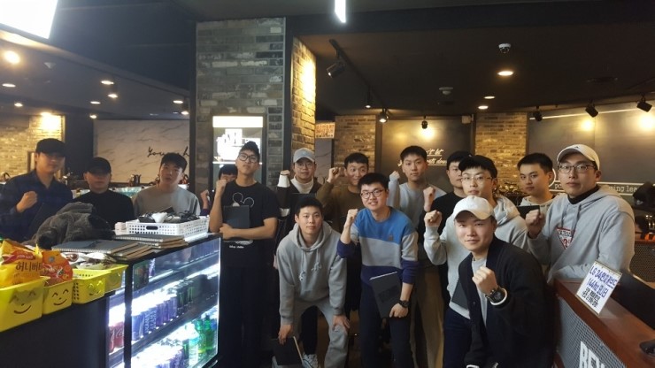 이스포츠센터PC방 이미지