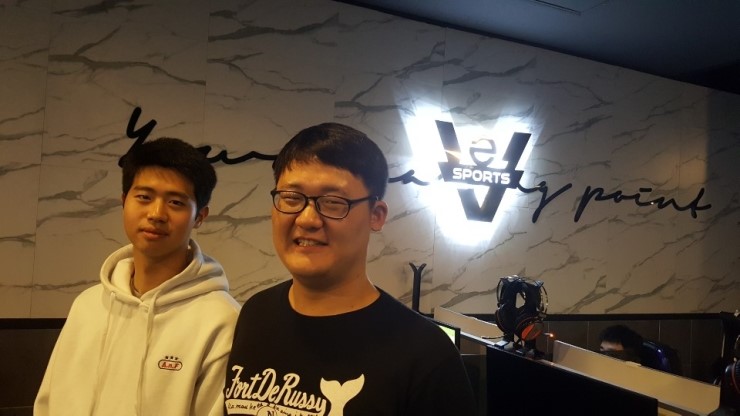 이스포츠센터PC방 이미지