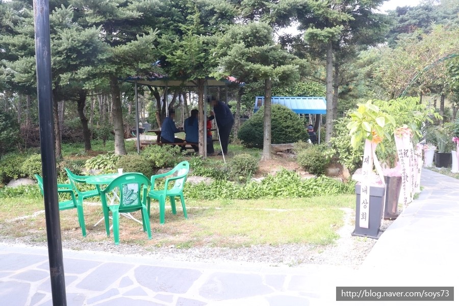 동굴한식뷔페 이미지