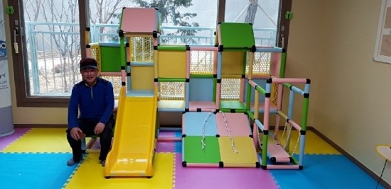 정글짐 이미지