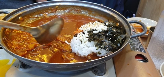 늘봄분식 이미지