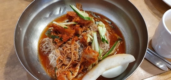 함흥에겨울냉면 이미지
