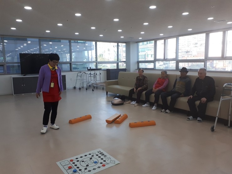 9988주간복지센터 이미지