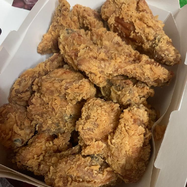 비에이치시치킨 이미지