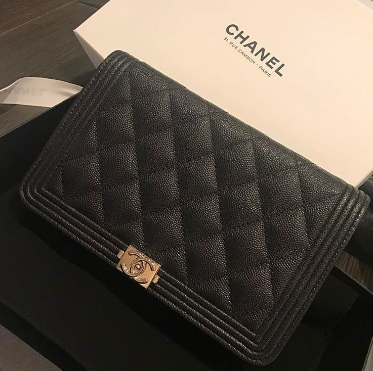 [샤넬] [Chanel] 샤넬 보이 월렛 온 체인 블랙/캐비어 