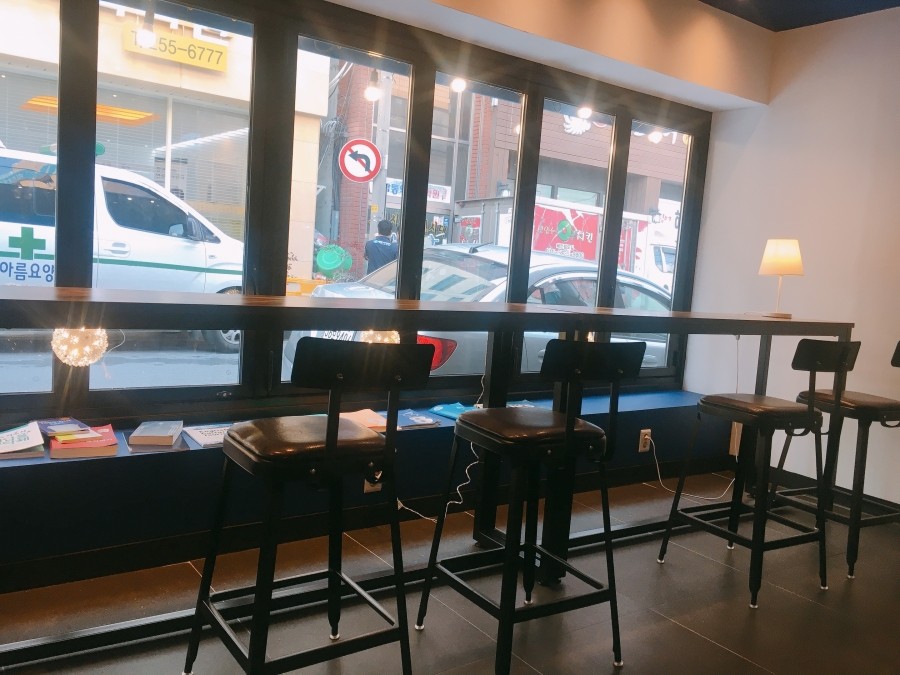 카페 블루 이미지