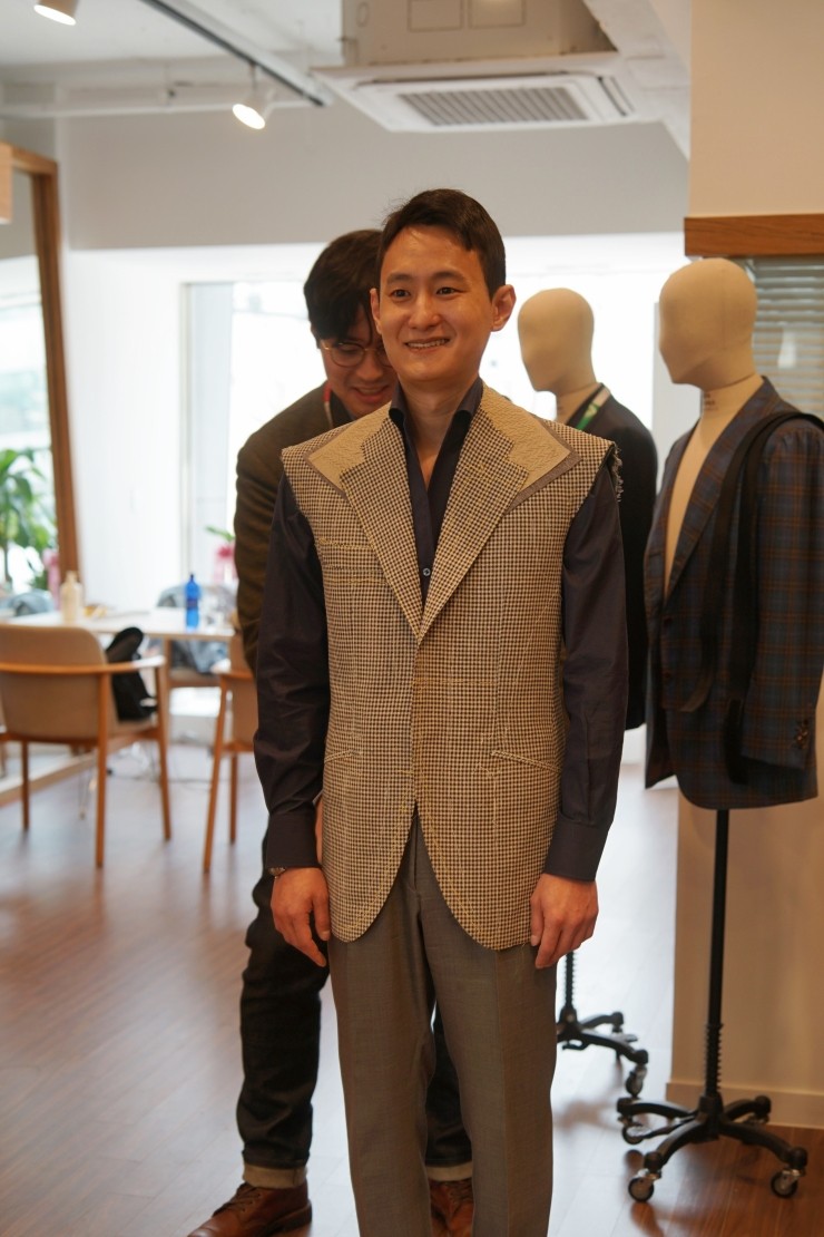 루네디비스포크 이미지