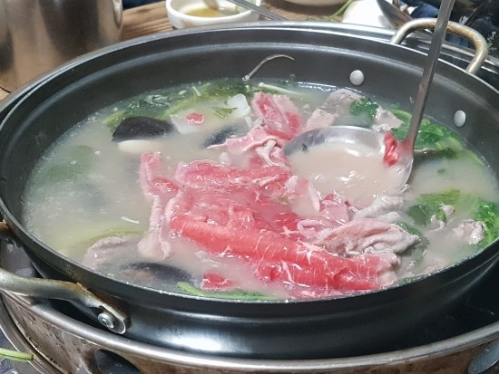 밀촌샤브해물칼국수 이미지