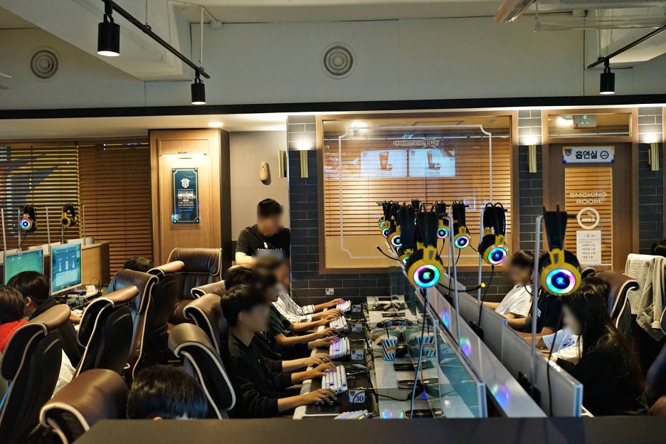 리얼pc방 이미지