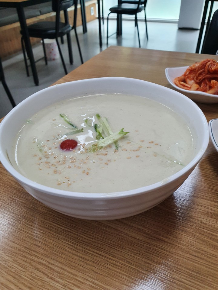 장모님칼국수 이미지