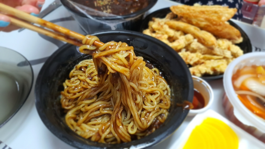 대풍쟁반짜장 이미지