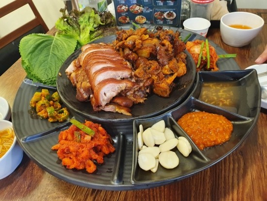 귀한족발석관점 이미지