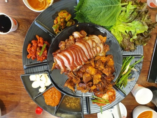 귀한족발석관점 이미지