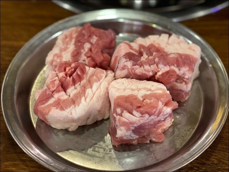 칼집삼겹 이미지