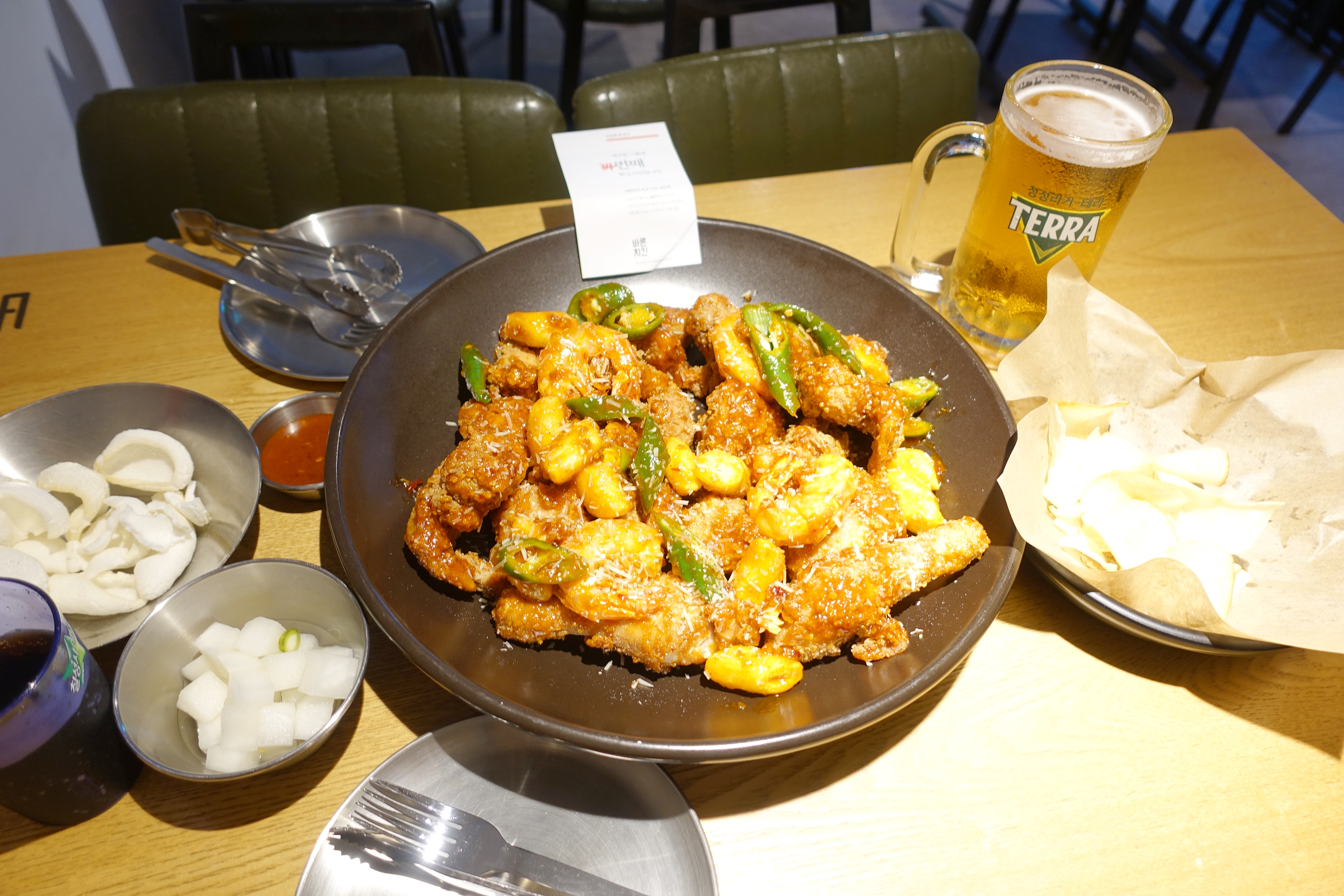 바른치킨 이미지