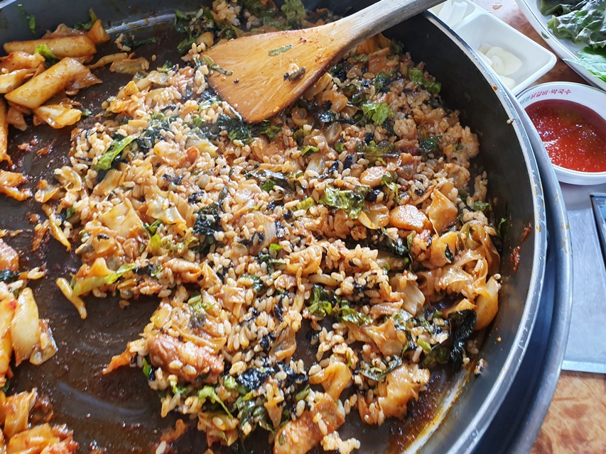 중화호반닭갈비 이미지