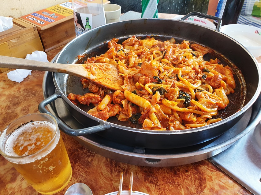 중화호반닭갈비 이미지