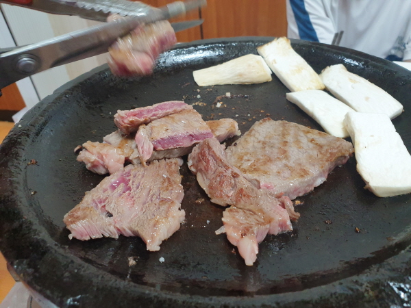고기고기또고기 이미지