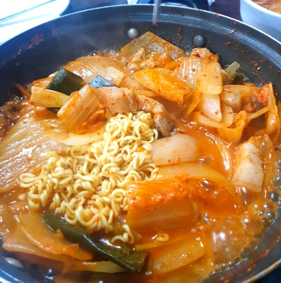 원조생고기 두루치기전문 이미지