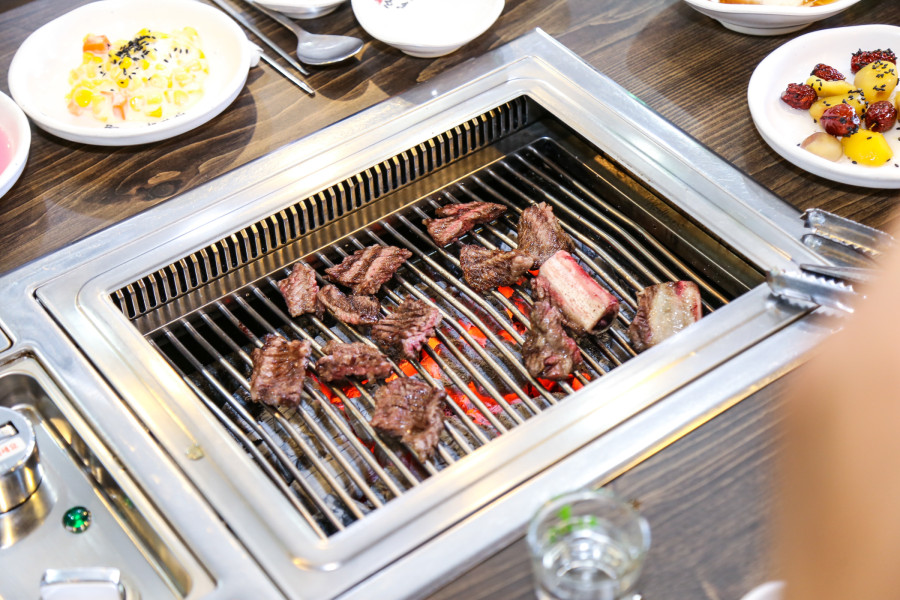 한우애 이미지