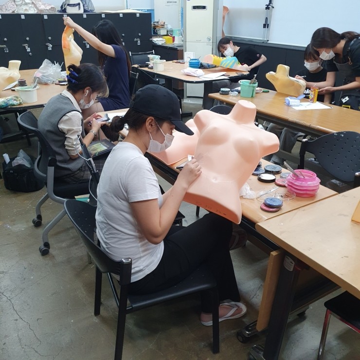 화이트펜슬천안 이미지