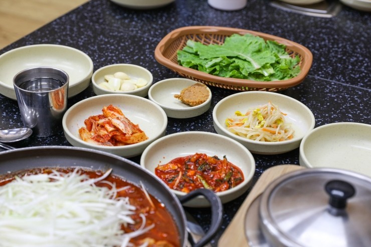 꺼멍도새기 이미지