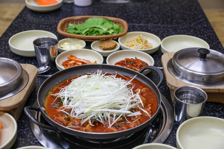 꺼멍도새기 이미지